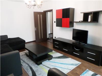 Inchiriere apartament 3 camere, Ploiesti, zona Malu Rosu