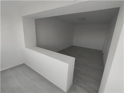 Vanzare apartament 2 camere, decomandat, Ploiesti, zona Vest Kaufland