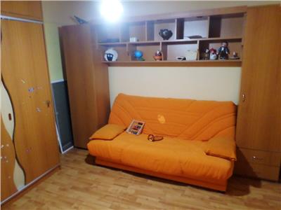 CromaImob Inchiriere apartament 3 camere, zona Vest