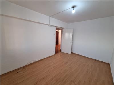 Vanzare apartament 2 camere, decomandat, zona Sud, Bariera Bucuresti, Ploiesti