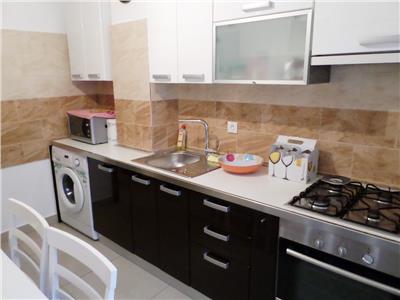 Inchiriere apartament 2 camere, Ploiesti, zona 9 Mai