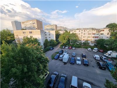 Vanzare apartament 3 camere, Ploiesti , zona Vest