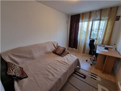 Vanzare apartament 3 camere, Ploiesti , zona Vest