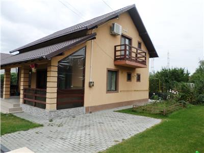 Inchiriere Casa 3 camere, curte proprie, zona Albert, Ploiesti