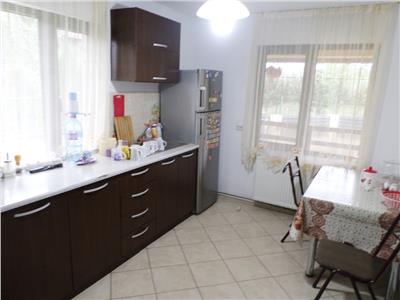 Inchiriere Casa 3 camere, curte proprie, zona Albert, Ploiesti