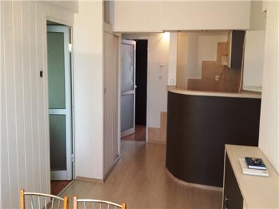 Apartament 3 camere de inchiriat in Ploiesti, zona Marasesti