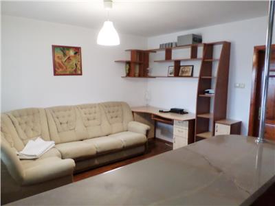 Apartament 2 camere de inchiriat Ploiesti, zona Repubicii, Casa Rosie