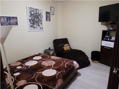 Vanzare apartament spatios 3 camere mobilat Ploiesti str Marasesti