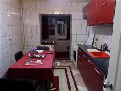 Vanzare apartament spatios 3 camere mobilat Ploiesti str Marasesti