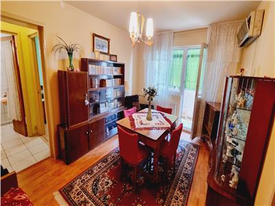 Vanzare Apartament 3 camere, Ploiesti,  zona Nord/Cameliei