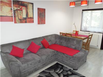 Inchiriere apartament 3 camere in Ploiestii zona Cantacuzino