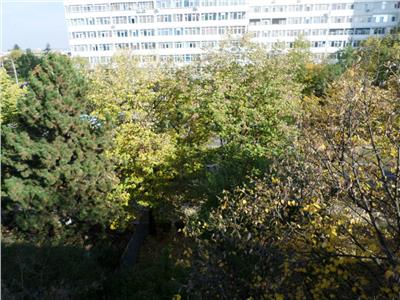 Inchiriere, Apartament 2 camere, zona Vest, Kaufland