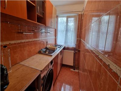 Inchiriere, Apartament 2 camere, zona Vest, Kaufland