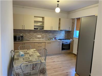 Apartament 3 camere de inchiriat, in Ploiesti, zona 9 Mai