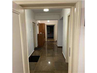 Apartament 3 camere de inchiriat, in Ploiesti, zona 9 Mai