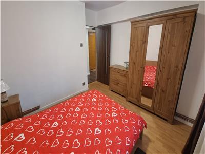 Inchiriere apartament 2 camere, Ploiesti, zona Republicii, Piata Mihai Viteazul