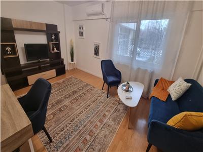 Inchiriere apartament 2 camere, Ploiesti, zona Republicii, Piata Mihai Viteazul