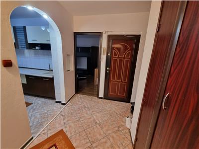 Apartament 2 camere de inchiriat in Ploiesti, zona 9 Mai