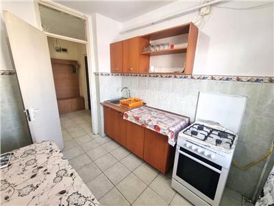 Vanzare apartament 2 camere, Ploiesti, zona 9 Mai