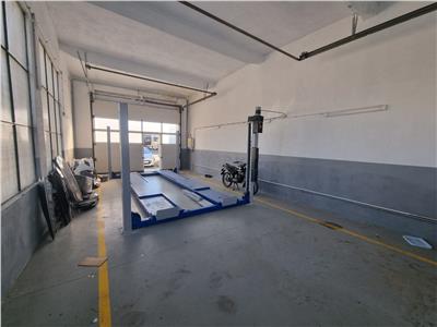 Inchiriere service auto, echipat complet, in Ploiesti, zona Sud