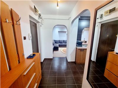 Apartament 2 camere de inchiriat Ploiesti, zona Repubicii, McDonald`s