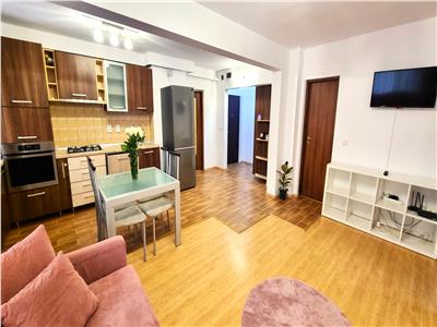 CromaImob - Inchiriere apartament 3 camere, zona Malu Rosu